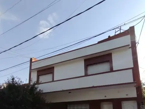 Depto Tipo Casa en Venta de 2 ambientes