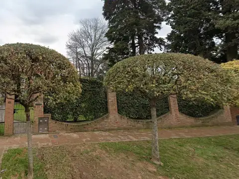 Casa en venta de 4 dormitorios en Belén de Escobar