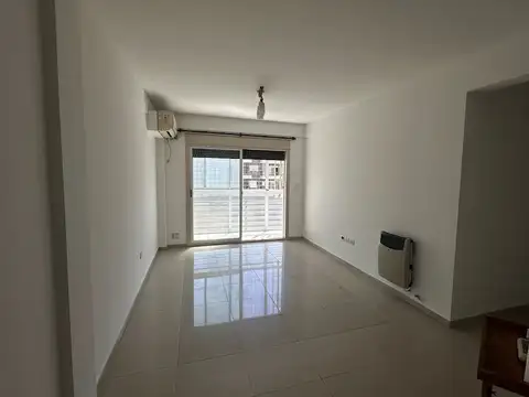 Senillosa 800, Piso 4