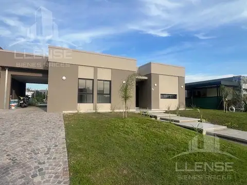 Casa 4 ambientes con pileta a estrenar en alquiler - Hudson Park