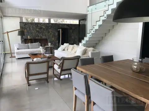 Casa en Alquiler Temporal en Santa Barbara, USD 8.000