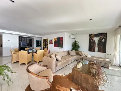 Departamento en Venta de 4 ambientes