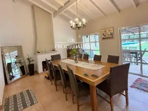 Venta de Casa 5 Ambientes en El Zorzal, Pilar