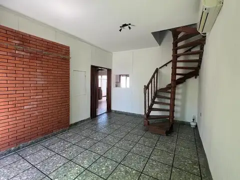 Depto Tipo Casa en Venta de 3 dormitorios