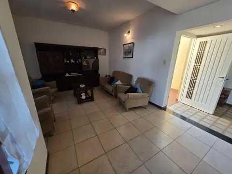 Casa en Venta en El Palomar, USD 140.000
