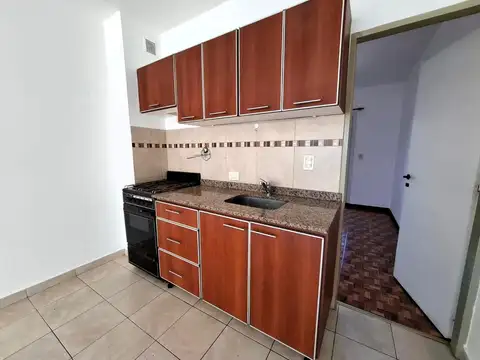   RESERVADO   3 AMBIENTES BALCON CON BAJAS EXPENSAS