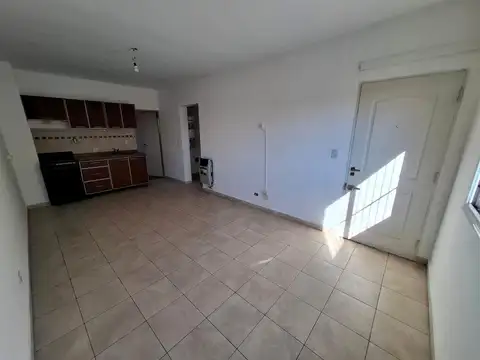 Arozarena 200, Piso 2
