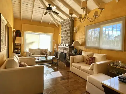 Casa en Venta en Cañuelas, USD 220.000