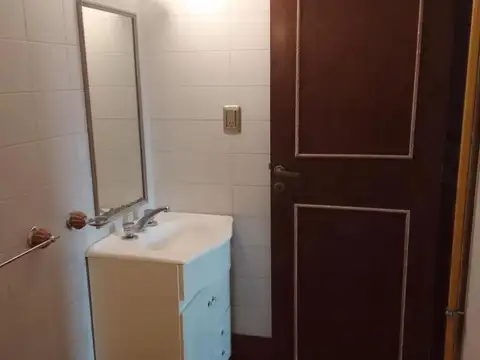 CASA EN ALQUILER 4 AMBIENTES