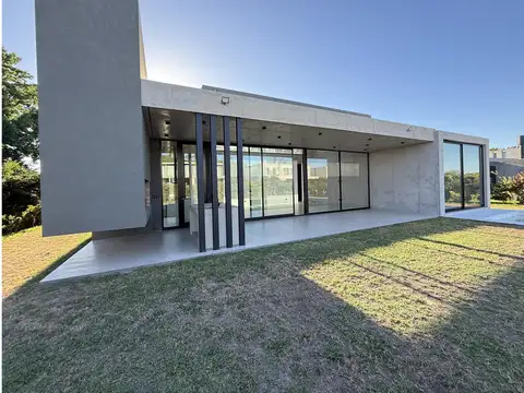 Pilara, La Calesa