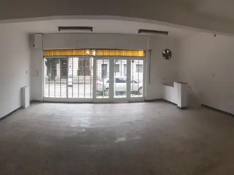 Local en Venta 30 años