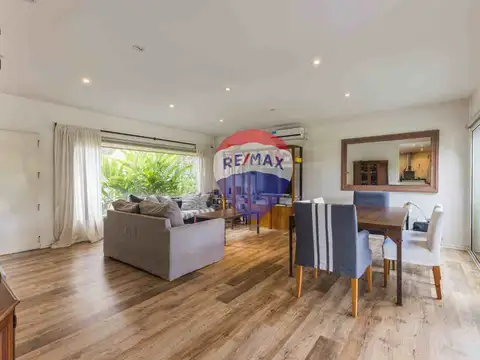 Venta casa 5 ambientes barrio La Comarca
