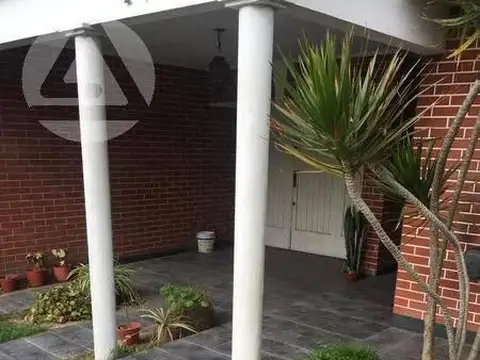 Casa en Venta en Monte Grande, USD 140.000