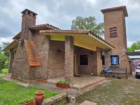 VENTA CASA 4 AMB - PILETA EN MANUEL ALBERTI PILAR