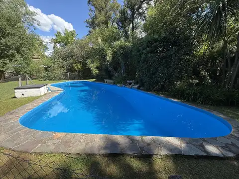 Casa en Venta con 1 cochera