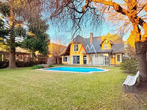 CASA EN VENTA EN MONTECARLO - PILAR