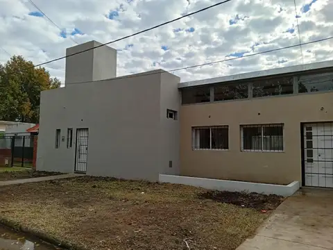 Casa en Alquiler en Capitán Bermudez, $ 700.000