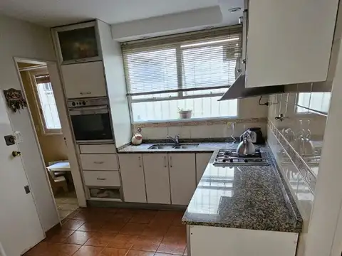 Departamento en Venta en Villa del Parque, USD 340.000