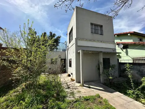 Casa en Venta en Carlos Spegazzini, USD 45.000