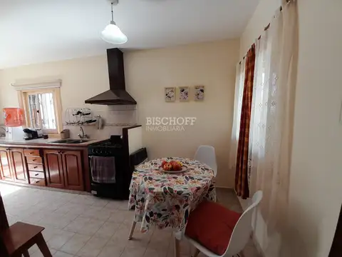 CASA DE 4 AMBIENTES EN ALQUILER TEMPORARIO, ZONA CENTRO