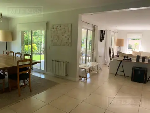 Casa en Venta de 3 dormitorios