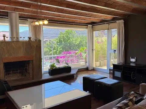 Casa en Alquiler de 4 dormitorios