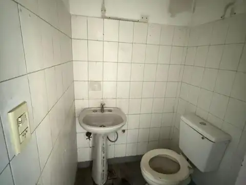Local en Alquiler en Quilmes Oeste, $ 350.000