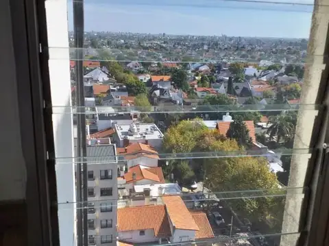 DEPARTAMENTO 2 AMBIENTES CON BALCON EXC VISTA