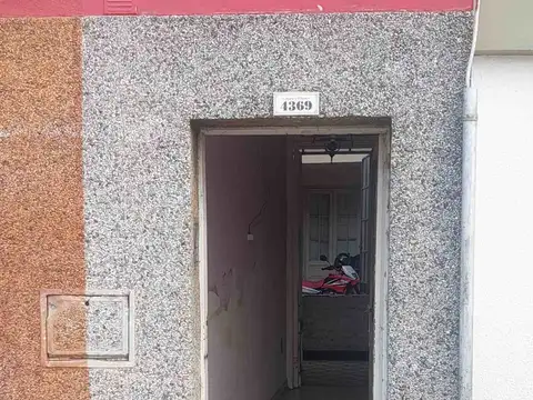 Venta Casa 7 dorm a Refaccionar