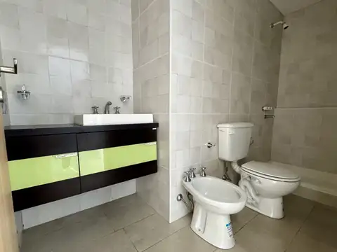 Depto Tipo Casa en Alquiler al Este