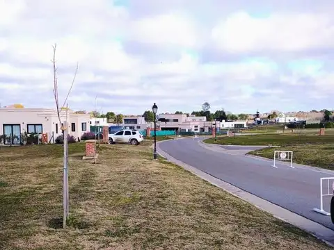 Terreno en Venta en Barrio Arenas Chico, USD 40.000