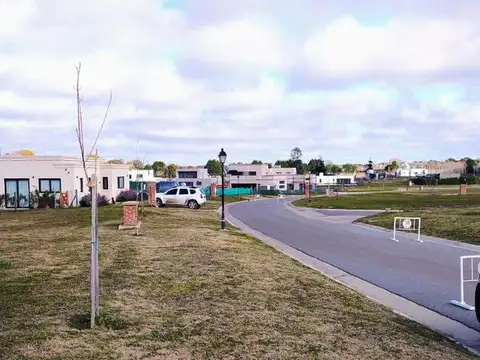 Terreno en Venta en Barrio Arenas Chico, USD 40.000