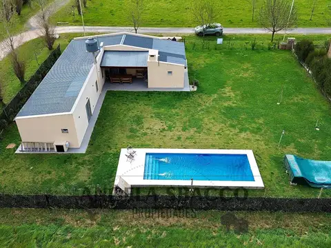 Casa en Venta con 1 cochera