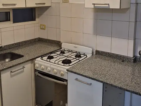 Departamento en Alquiler en Echesortu, $ 300.000