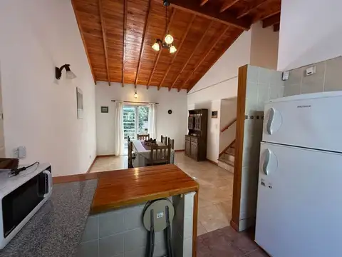 Casa venta Mar Azul 3 ambientes cerca del mar