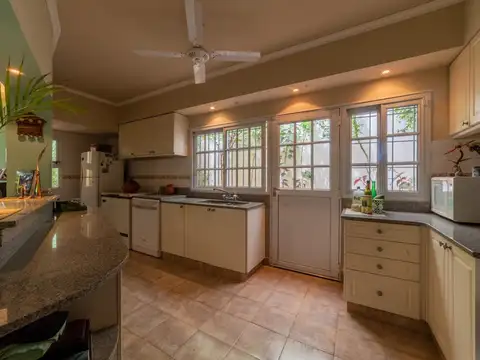 Departamento en Venta de 4 dormitorios