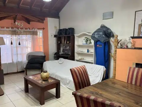 HERMOSA CASA EN VENTA - BENAVIDEZ, TIGRE