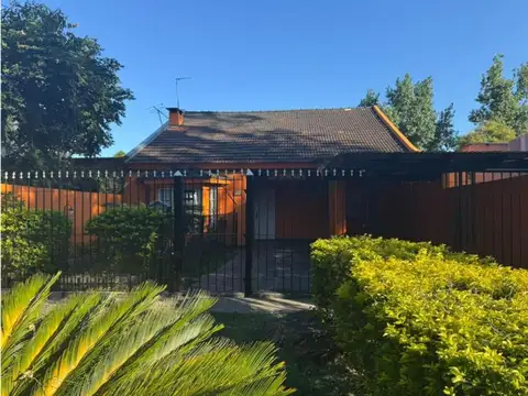 HERMOSA CASA EN VENTA - BENAVIDEZ, TIGRE