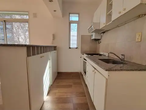 Departamento en Alquiler en Echesortu, $ 450.000