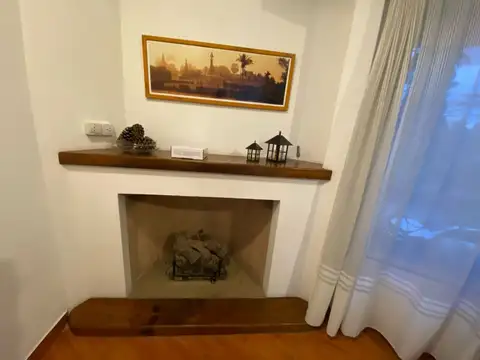 Depto Tipo Casa en Venta en Lobos, USD 160.000