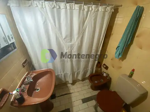 Casa - Venta - Argentina, Berazategui - Calle 137 1984