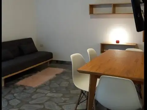 Depto Tipo Casa en Alquiler Temporal de 2 dormitorios