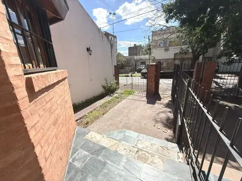 Casa en Venta en General San Martin, USD 160.000