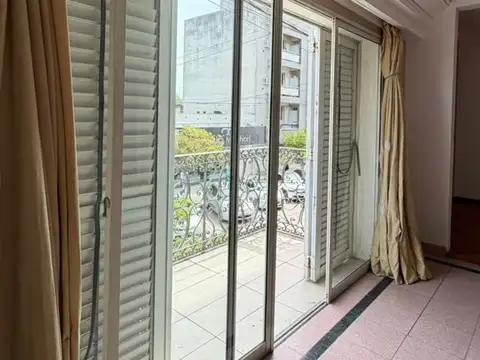 Depto Tipo Casa en Venta 49 años