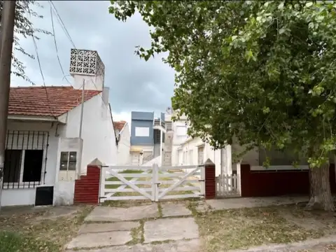 Calle 6 900, Piso PB