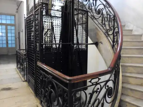Oficina Monoambiente con 9 baños