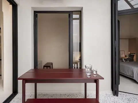 Alquiler comercial/profesional/oficina/showroom en Palermo Soho. Refaccionando a nuevo. De categoría. Gran diseño mediterráneo: ÚNICO! Sin expensas.