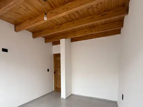 VENTA CASA EN GUAYMALLEN BARRIO PRIVADO