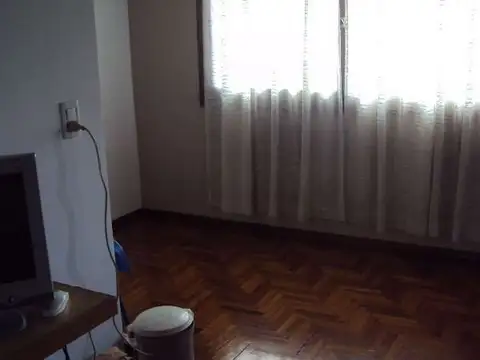 Casa en Alquiler en Quilmes Oeste, $ 800.000