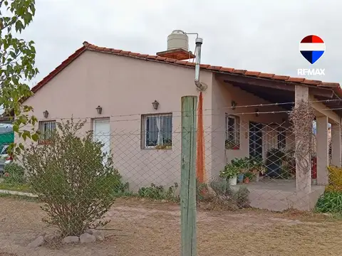 CASA EN VENTA 3 DORM Y COCHERA VILLA LOLA
